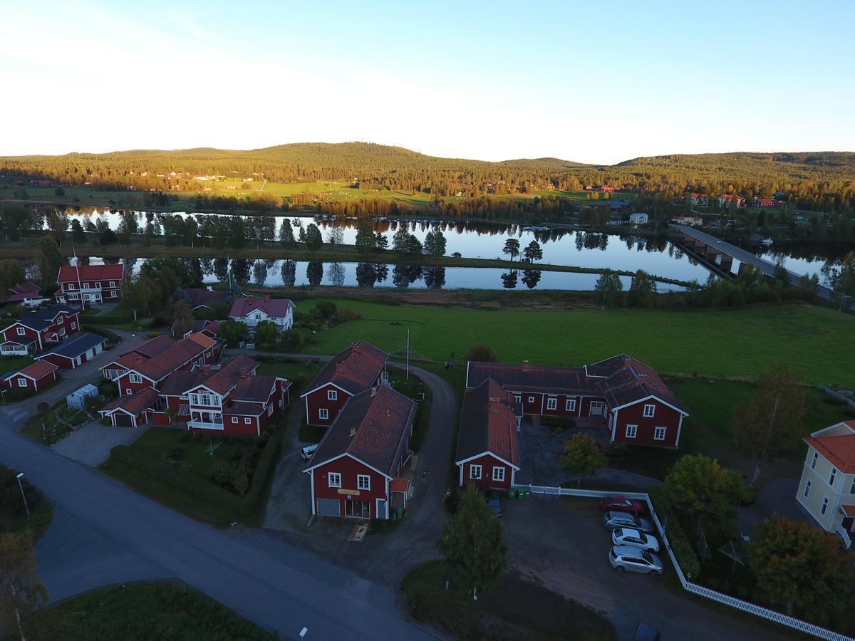 Järvsö Gaestgivars Vandrarhem Och B&B מראה חיצוני תמונה
